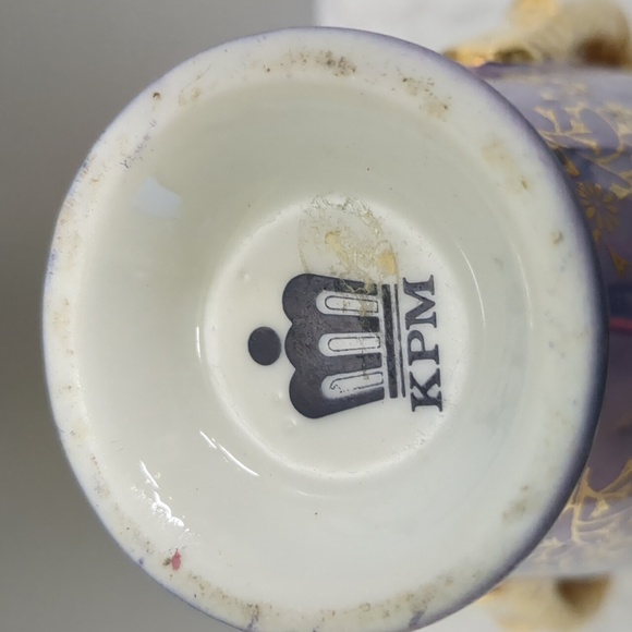 KPM Vintage 5.5" vase - Picture 6 of 11